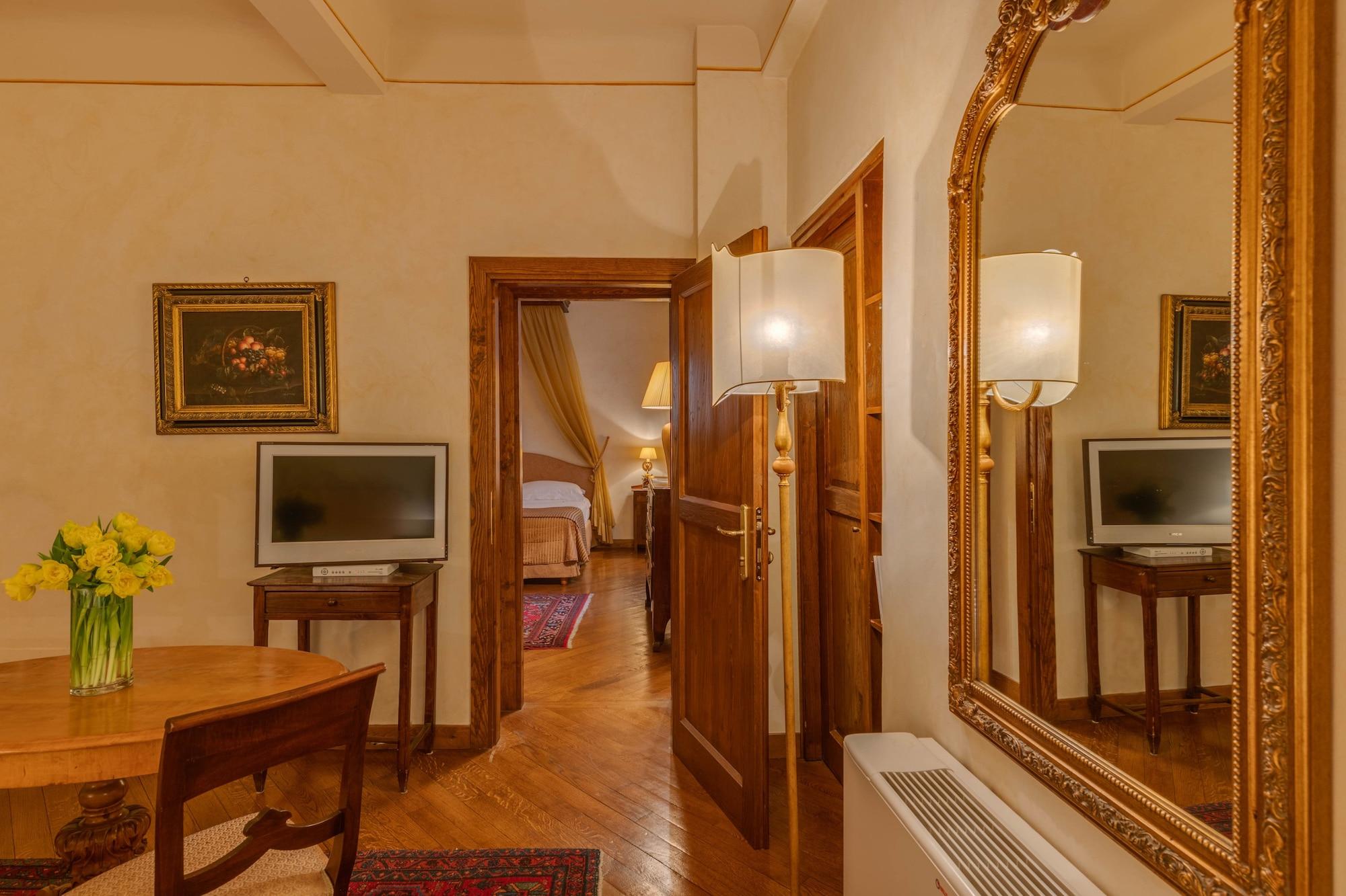 Residenza D'Epoca In Piazza Della Signoria Bed & Breakfast Florence Exterior photo