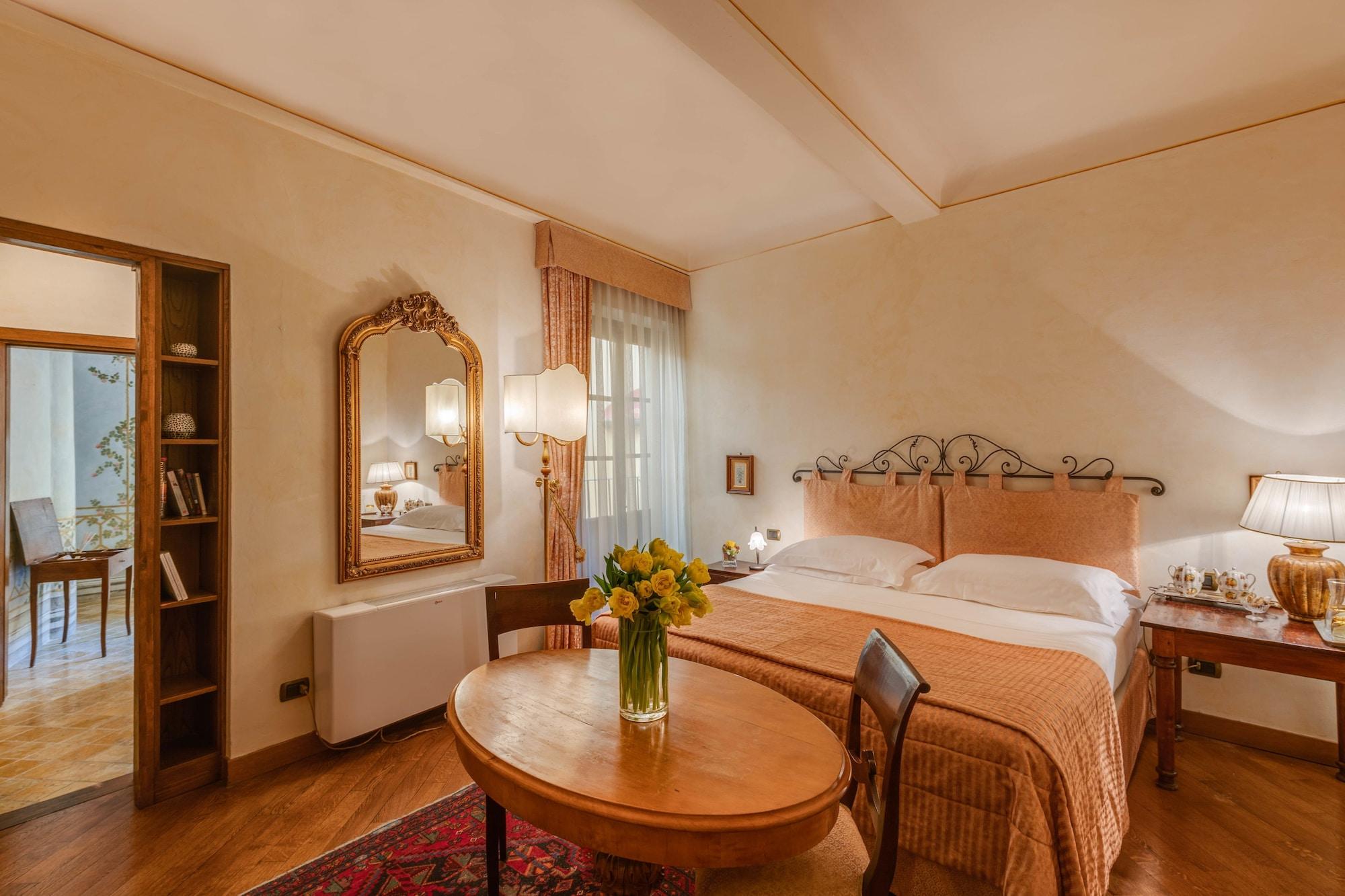 Residenza D'Epoca In Piazza Della Signoria Bed & Breakfast Florence Exterior photo