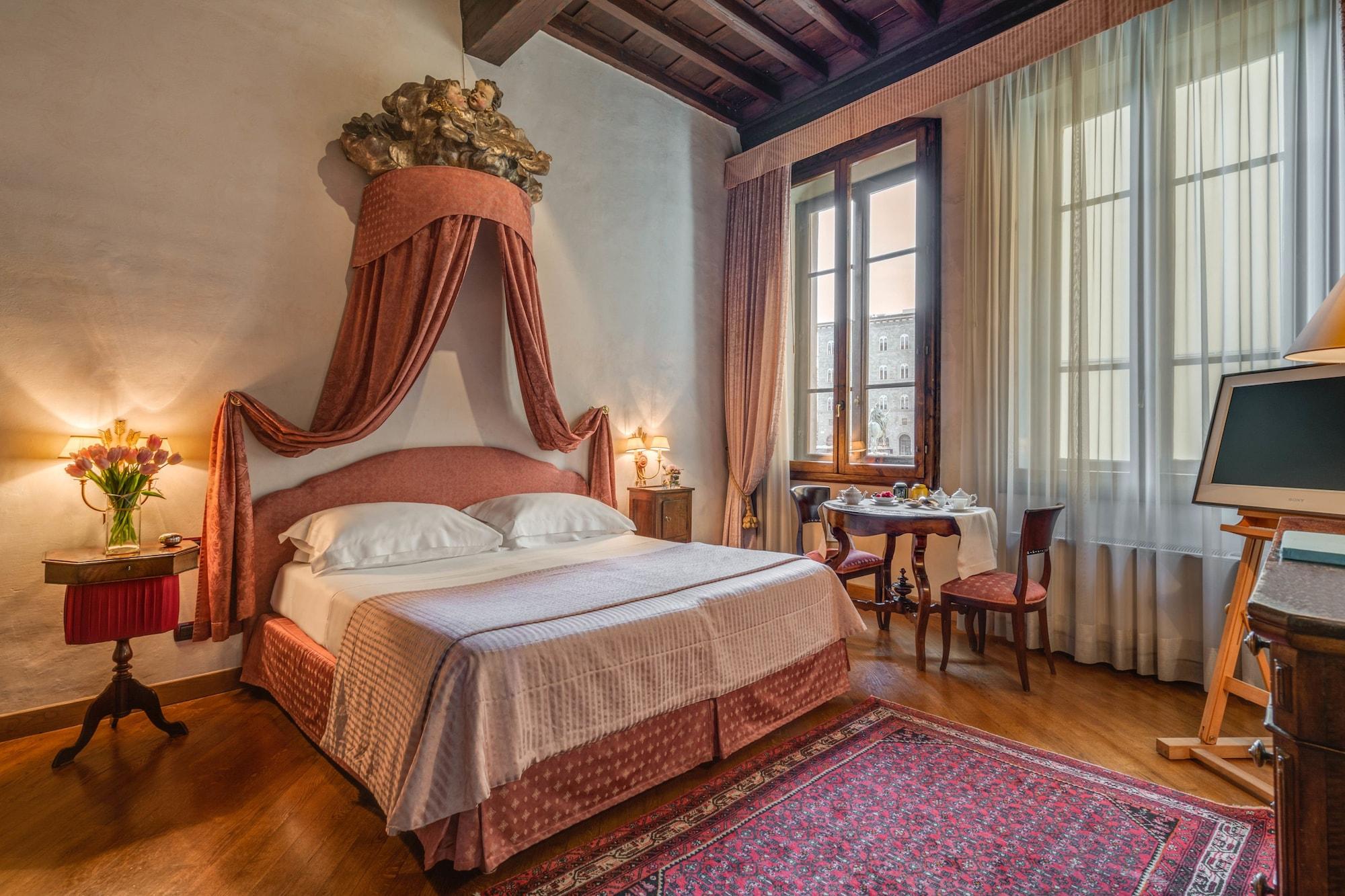 Residenza D'Epoca In Piazza Della Signoria Bed & Breakfast Florence Exterior photo