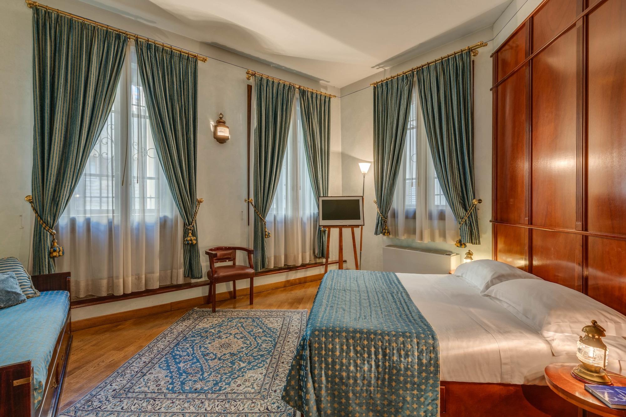 Residenza D'Epoca In Piazza Della Signoria Bed & Breakfast Florence Exterior photo