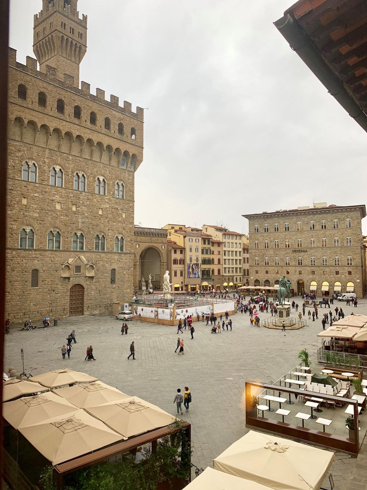 Residenza D'Epoca In Piazza Della Signoria Bed & Breakfast Florence Exterior photo