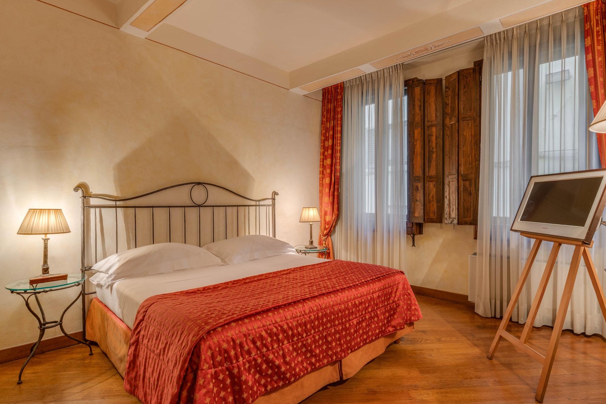 Residenza D'Epoca In Piazza Della Signoria Bed & Breakfast Florence Exterior photo